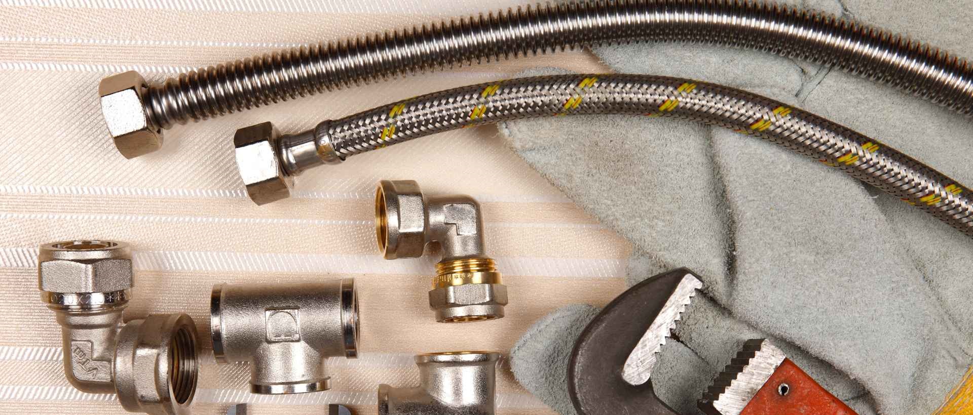 Emergency plumbers EN3