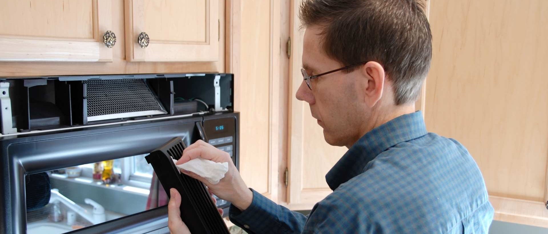 Kitchen fitters EN3